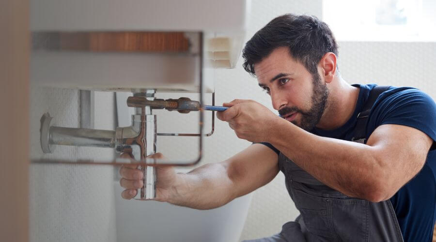 Professional water heater installation services in Iredell, TX